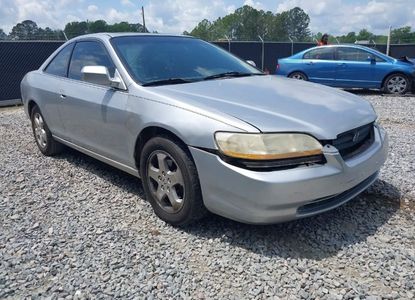 Raport pojazdu dla VIN 1HGCG2253YA017735 - Obraz 1