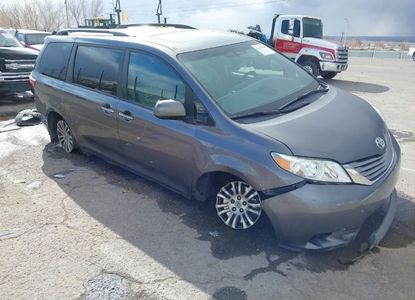 Raport pojazdu dla VIN 5TDYZ3DC4HS835283 - Obraz 1