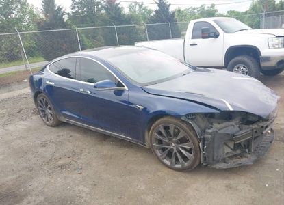 Informe del vehículo para VIN 5YJSA1E20JF274789 - Imagen 1