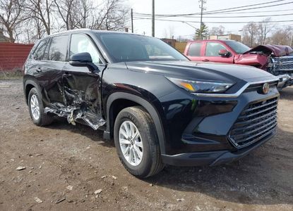 Vehicle Report for VIN 5TDAAAB56RS060293 - Image 1