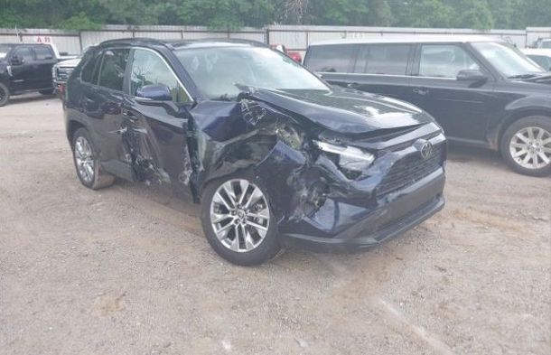 Raport pojazdu dla VIN 2T3C1RFV5NW217919 - Obraz 1