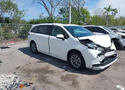 Звіт про транспортний засіб для VIN 5TDBRKECXNS099704 – зображення 1