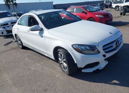 Raport pojazdu dla VIN 55SWF4JB4HU179462 - Obraz 1