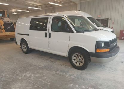 Vehicle Report for VIN 1GCSGAFX1D1176568 - Image 1