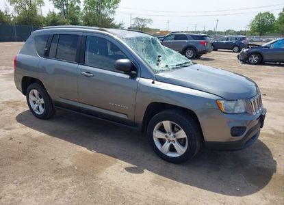 Raport pojazdu dla VIN 1C4NJDBB4CD522720 - Obraz 1