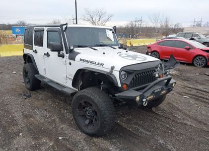 Informe del vehículo para VIN 1C4BJWEG5DL523632 - Imagen 1