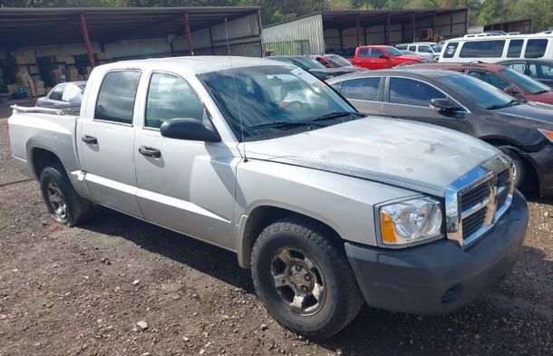 Informe del vehículo para VIN 1D7HE28K15S330396 - Imagen 1