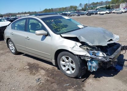 Vehicle Report for VIN 1N4AL21E19C194850 - Image 1
