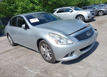 Raport pojazdu dla VIN JN1CV6AR4DM751912 - Obraz 1