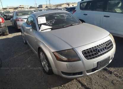 تقرير المركبة لـ VIN TRUSC28NX61006750 - الصورة 1