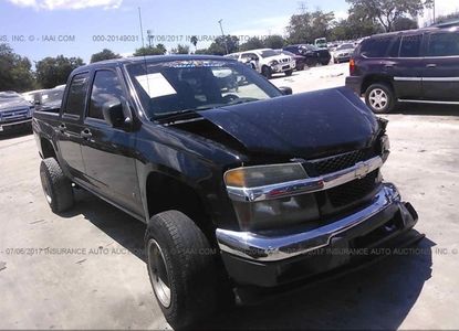 Vehicle Report for VIN 1GCCS139X78141127 - Image 1