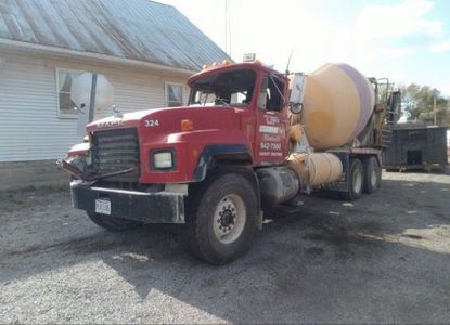 Informe del vehículo para VIN 1M2P264C2VM022268 - Imagen 1