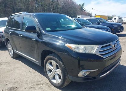 Raport pojazdu dla VIN 5TDDK3EH4CS129226 - Obraz 1