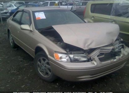 Доклад за превозно средство за VIN 4T1BF22K0XU075183 - Изображение 1