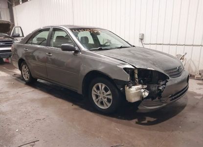 Raport pojazdu dla VIN 4T1BE32K94U804513 - Obraz 1