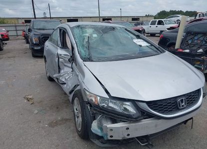 Raport pojazdu dla VIN 19XFB2F53FE008466 - Obraz 1