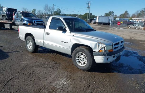 Informe del vehículo para VIN 1B7FL26X21S292029 - Imagen 1