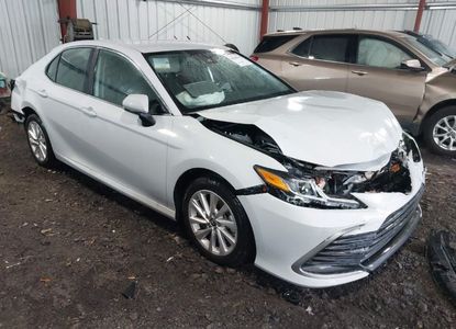 Informe del vehículo para VIN 4T1C11BK3PU103989 - Imagen 1