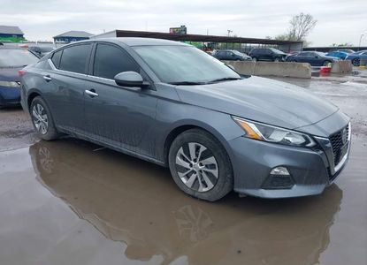 Vehicle Report for VIN 1N4BL4BV2KC197955 - Image 1