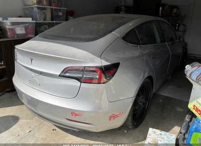 Звіт про транспортний засіб для VIN 5YJ3E1EA0JF002906 – зображення 1