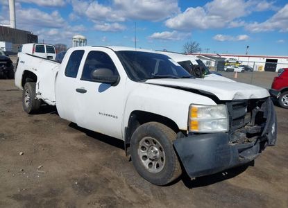 Vehicle Report for VIN 1GCRKPE03BZ421275 - Image 1