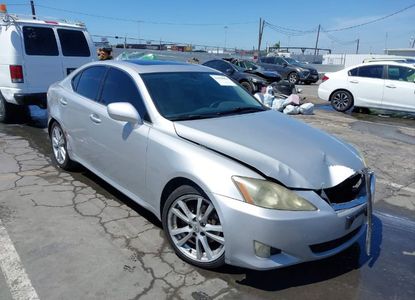 Vehicle Report for VIN JTHBK262775037758 - Image 1