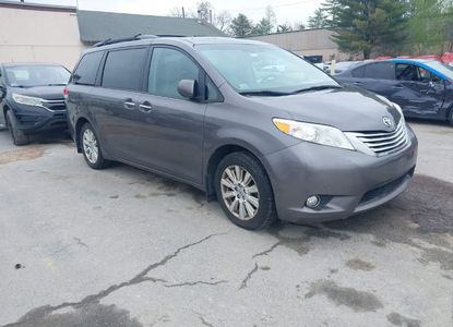 Raport pojazdu dla VIN 5TDDK3DC2CS043855 - Obraz 1