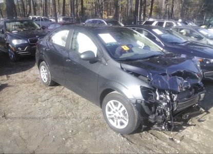 Informe del vehículo para VIN 1G1JB5SH0J4126196 - Imagen 1