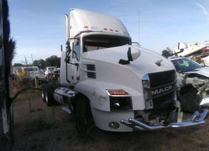 Raport vehicul pentru VIN 1M1AN3GYXNM024034 - Imaginea 1