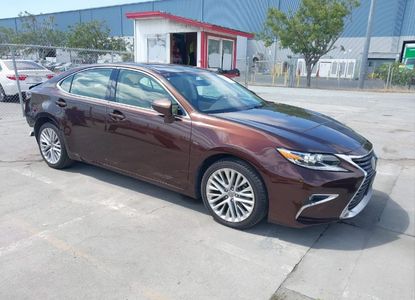 Informe del vehículo para VIN JTHBK1GG4G2215096 - Imagen 1