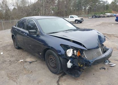 Raport pojazdu dla VIN 1HGCP2F34AA085850 - Obraz 1