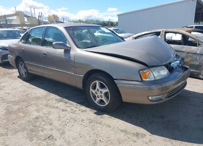 Informe del vehículo para VIN 4T1BF18B9XU336330 - Imagen 1