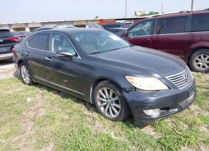 Informe del vehículo para VIN JTHCL5EF8B5011217 - Imagen 1