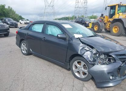 Отчет о транспортном средстве для VIN 2T1BU4EE8BC726948 - изображение 1