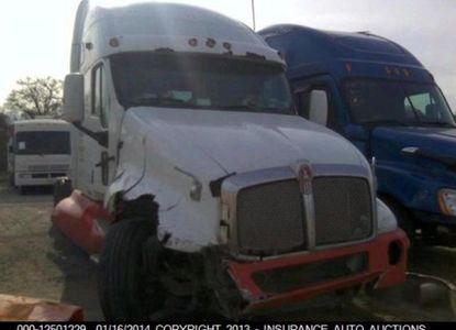 Raport vehicul pentru VIN 1XKTDB9X32J887432 - Imaginea 1