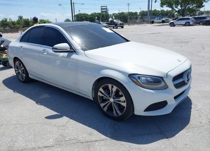 Informe del vehículo para VIN 55SWF4JB7GU167790 - Imagen 1