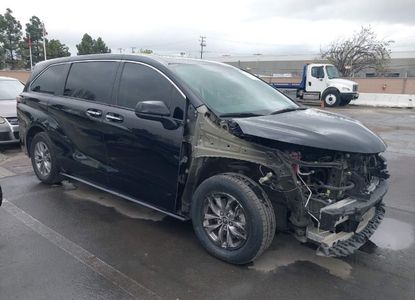 Vehicle Report for VIN 5TDYRKEC8NS126392 - Image 1