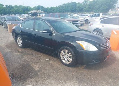 Vehicle Report for VIN 1N4AL2AP5BN409383 - Image 1