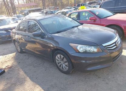 Informe del vehículo para VIN 1HGCP2F34CA125329 - Imagen 1