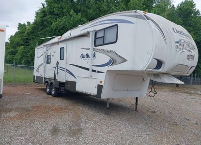 Raport pojazdu dla VIN 4YDF32121BF630118 - Obraz 1