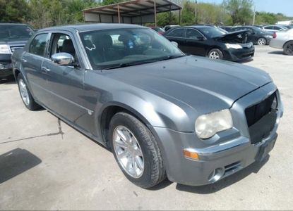 Vehicle Report for VIN 2C3KA63H06H258599 - Image 1