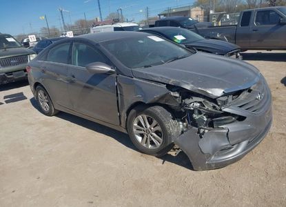 Vehicle Report for VIN 5NPEB4AC0BH291881 - Image 1