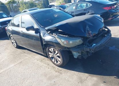 Informe del vehículo para VIN 1HGCR2F36DA097397 - Imagen 1