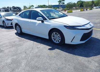 Vehicle Report for VIN 4T1DAACK2SU040265 - Image 1