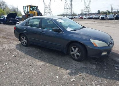 Vehicle Report for VIN 1HGCM56683A087642 - Image 1