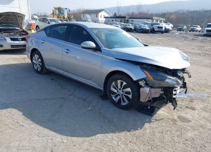 Vehicle Report for VIN 1N4BL4BV2NN413294 - Image 1