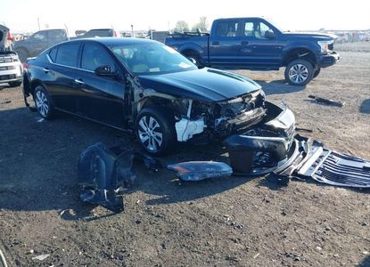 Vehicle Report for VIN 1N4BL4BV6RN424482 - Image 1