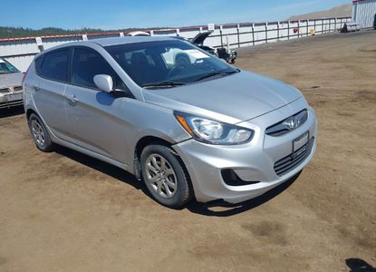 Vehicle Report for VIN KMHCT5AEXEU182880 - Image 1