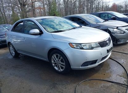 Vehicle Report for VIN KNAFU4A21C5474386 - Image 1