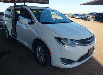 Звіт про транспортний засіб для VIN 2C4RC1BG0HR523518 – зображення 1